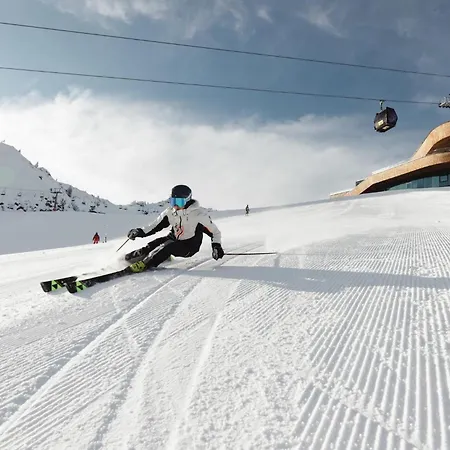 Alpenluxus Presents - Sigis Zillertalblick With 3 Bedrooms & Parking Space Schlitters