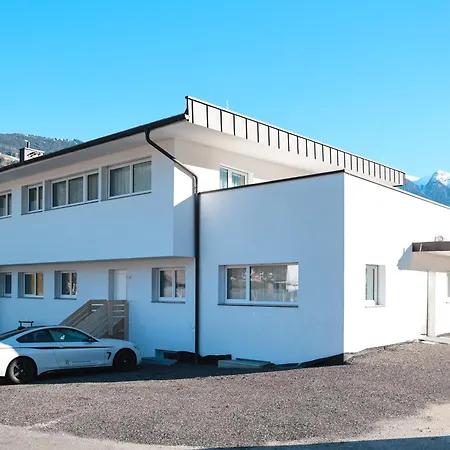 Apartment Alpenluxus Presents - Sigis Zillertalblick With 3 Bedrooms & Parking Space Schlitters