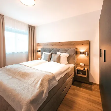 Alpenluxus Presents - Sigis Zillertalblick With 3 Bedrooms & Parking Space